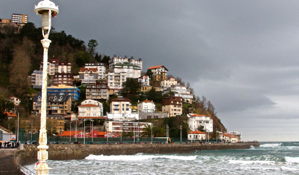 San Sebastian: Chillida Leku Museum and City Tour - Accessibility and Additional Information