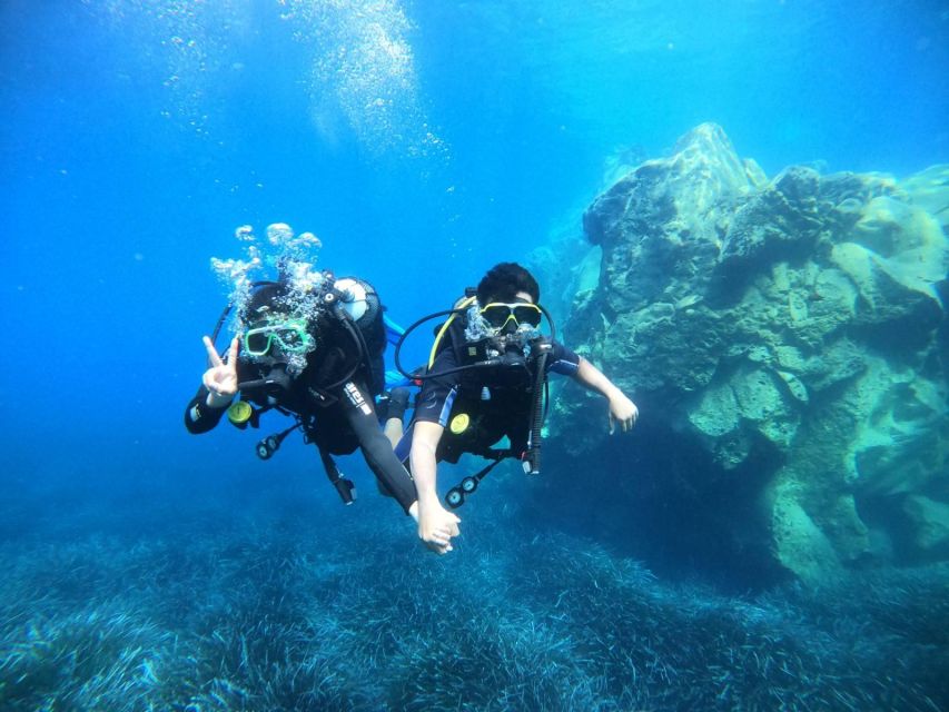 Santorini: Scuba Diving Experience in the Volcanic Caldera - Booking and Cancellation