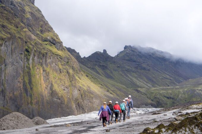 Skaftafell: Extra Small Group Glacier Adventure - Booking Information
