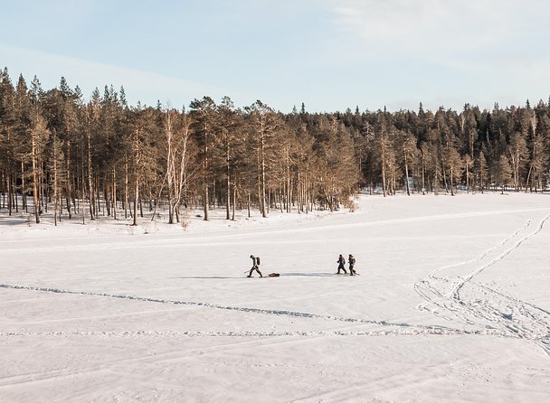 Snowshoeing and Ice Fishing Tour - Exploring Rovaniemi