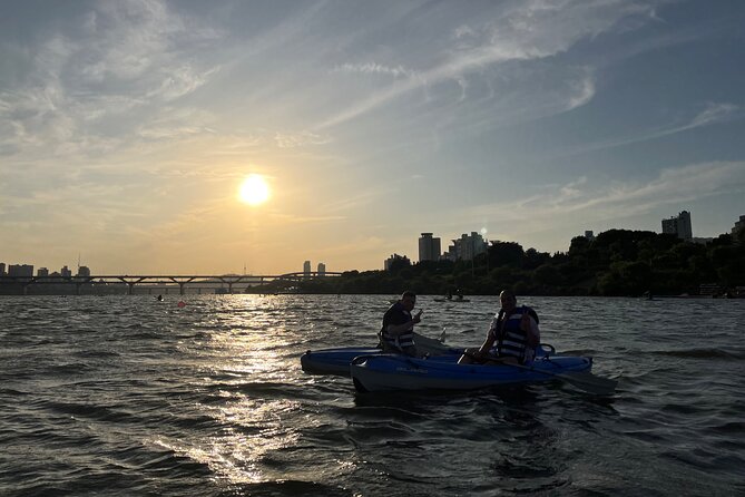Stand Up Paddle Board (SUP) and Kayak Activities in Han River - Location and Transportation