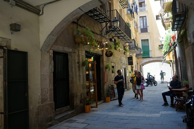 The Shadow of the Wind Novel Walking Tour in Barcelona - Booking and Inclusions Information