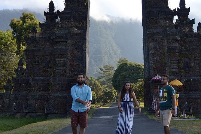 Ulun Danu Temple, Handara Gate, Wanagiri, and Banyu Mala Waterfall - Customer Reviews and Experiences