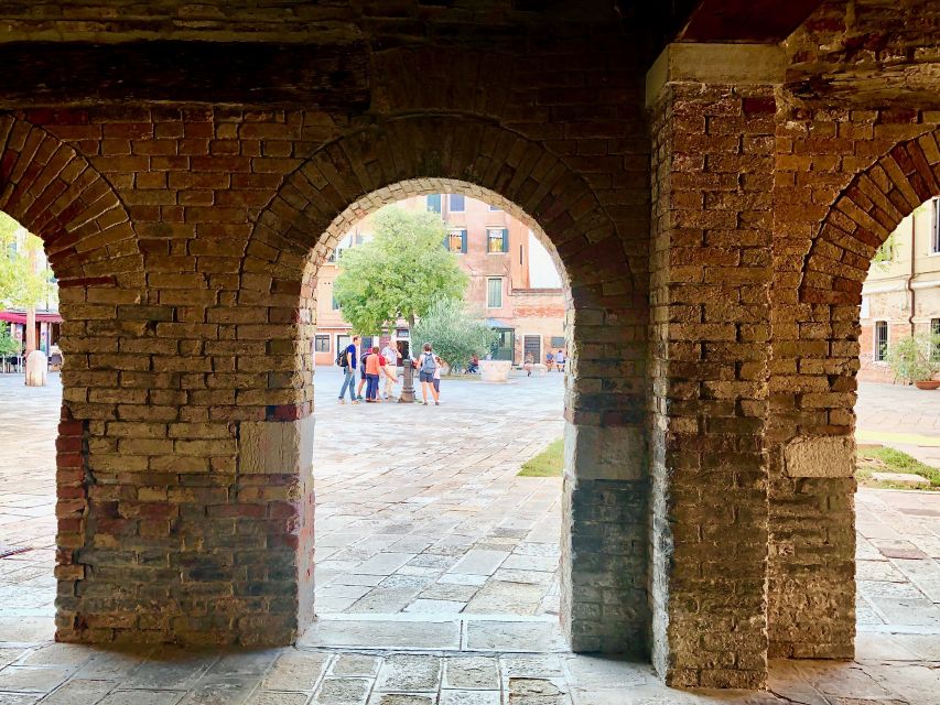 Venice: Private Cannaregio and Jewish Quarter Tour - Optional Museum and Synagogue Visit