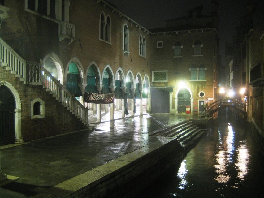 Venice Walking Tour by Night: Aperitif and Legends - Frequently Asked Questions