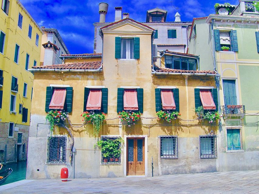 Venice: Walking Tour & Gondola Ride - Tips for Your Visit