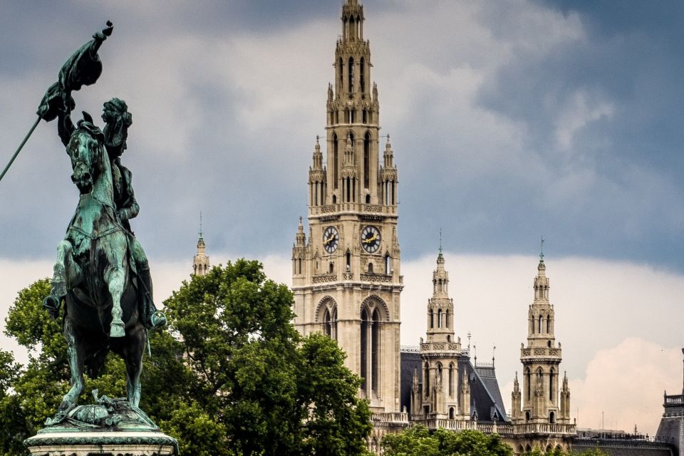 Vienna: First Discovery Walk and Reading Walking Tour - Nearby Attractions and Activities