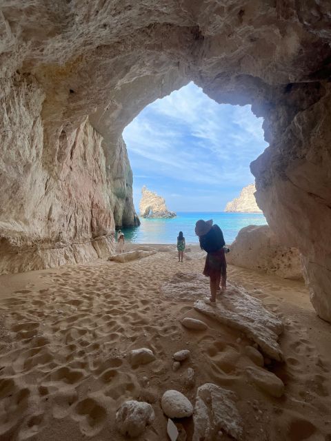 Zakynthos: Shipwreck Beach With Blue Caves Land & Sea Tour - Key Points