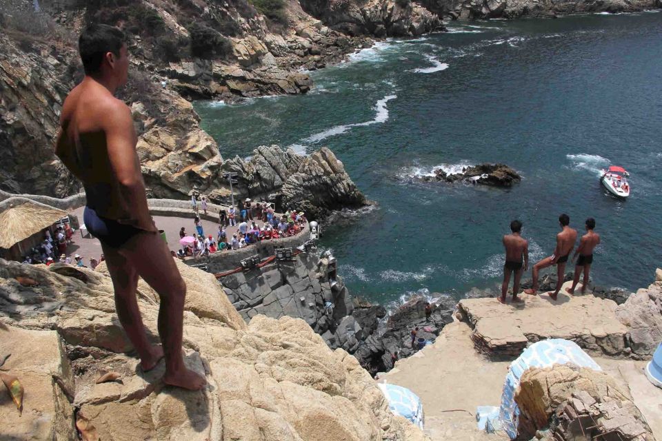 .Acapulco History Cultural Tour & Cliff Divers Show W/Lunch - Frequently Asked Questions