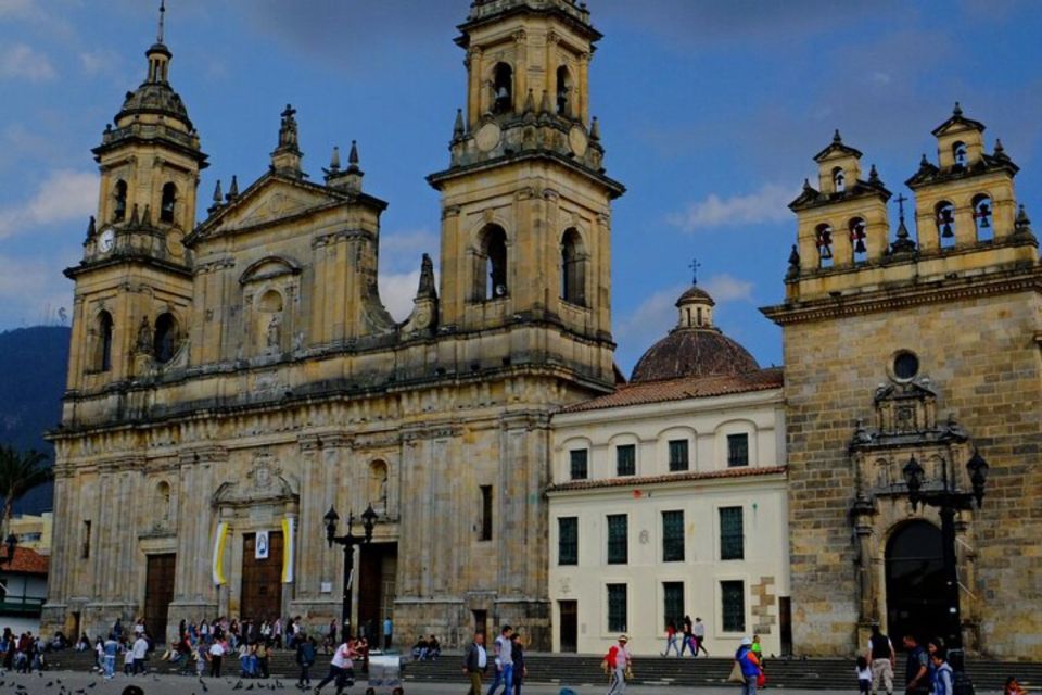 Bogotá Private Car From/To Transfer El Dorado Airport Bogotá - Frequently Asked Questions