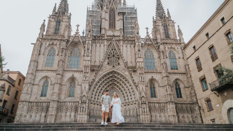 Capture Your Love Story in Barcelona, Old City Edition - Frequently Asked Questions