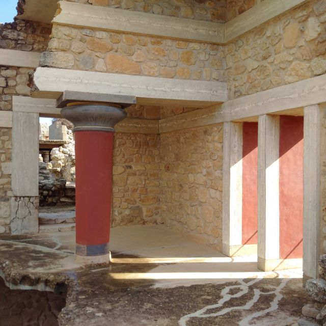 From Heraklion: Knossos Palace Entry Ticket and Private Tour - Important Travel Information