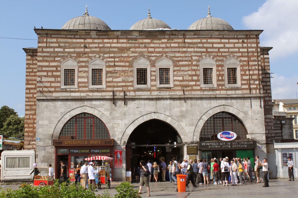 Istanbul: Old Town Highlights Tour & Bosphorus Cruise - Frequently Asked Questions