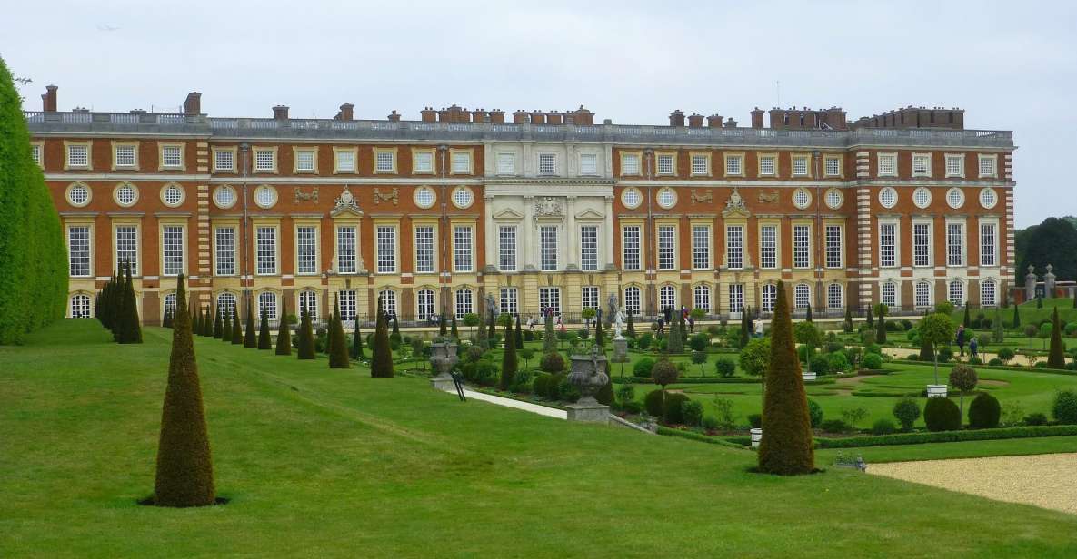 Layover Private Tour of Hampton Court Palace Fast Track Pass - Frequently Asked Questions