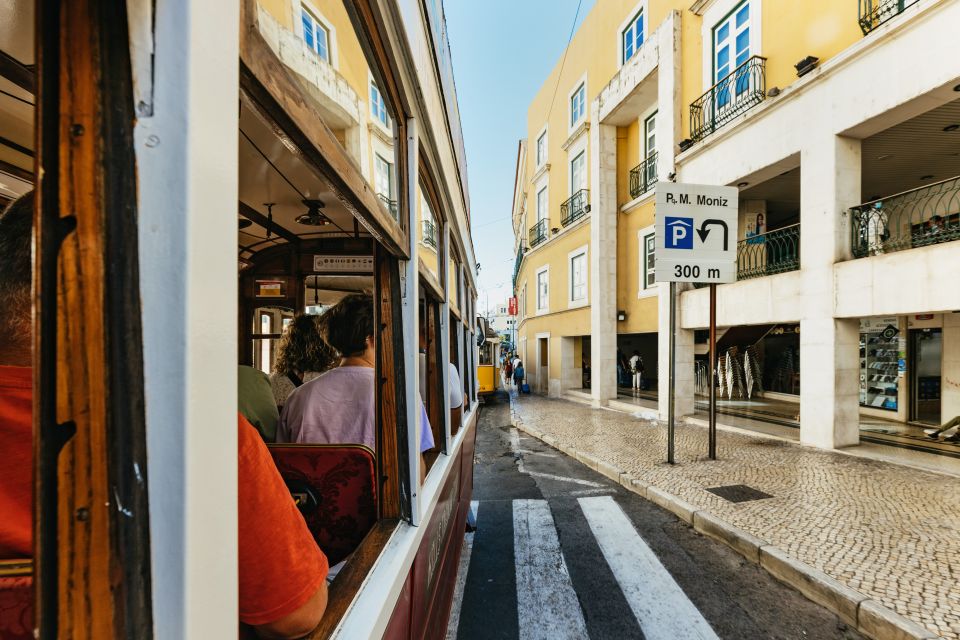 Lisbon: 72/96-Hour Hop-On Hop-Off Bus, Tram & Boat Ticket - Frequently Asked Questions