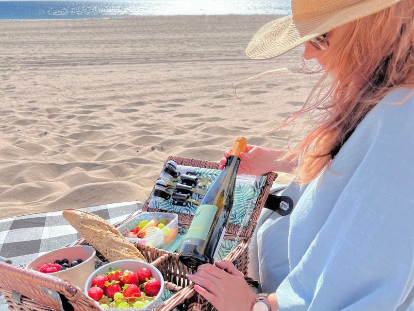 Lisbon: Beach Brunch Picnic With Set-Up and Transfers - Frequently Asked Questions