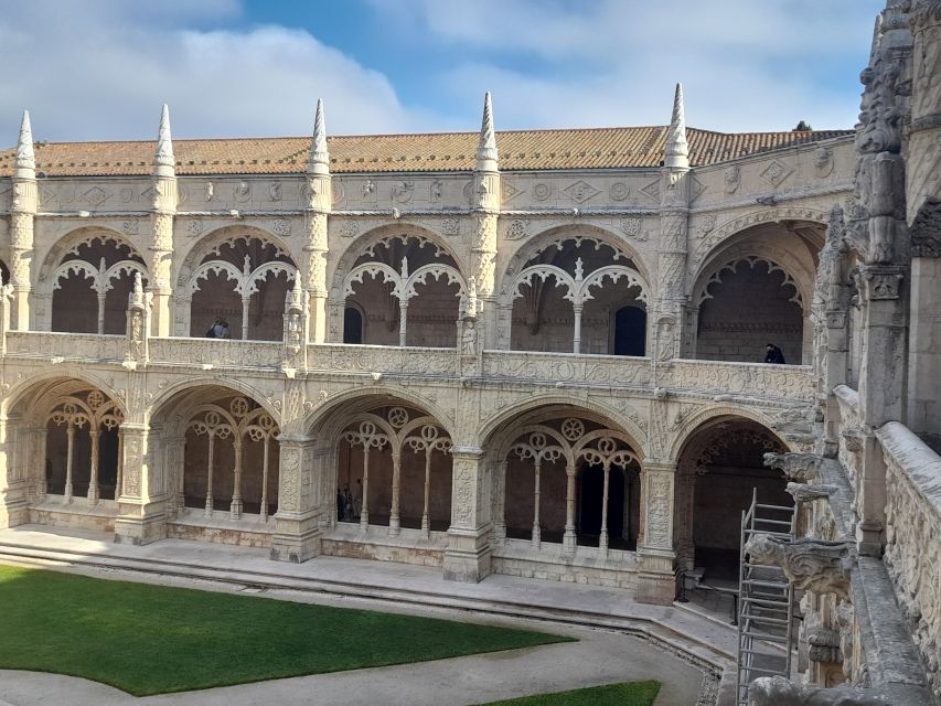 Lisbon: Belem Private Tuk-Tuk Tour for 2 Hours - Frequently Asked Questions