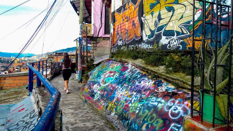 Medellin: Tour Comuna 13 Beyond the History and Graffiti - Frequently Asked Questions