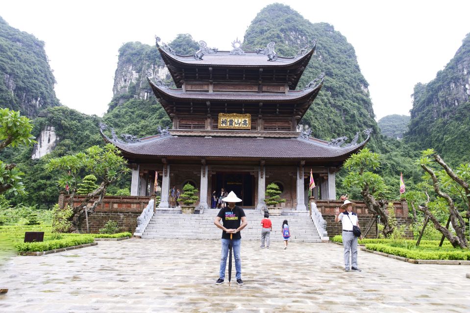 Ninh Binh: Hoa Lu, Mua Cave, and Trang An Tour and Boat Ride - Frequently Asked Questions