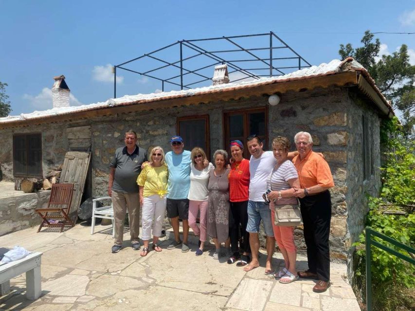Olive Tasting & Rustic Lunch in Country Home With Live Music - Frequently Asked Questions