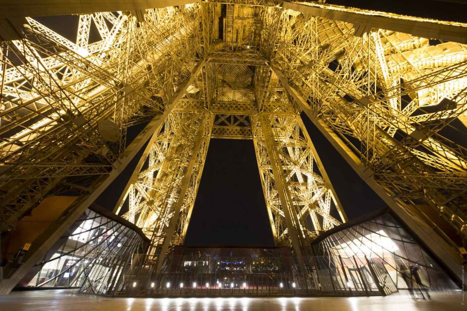 Paris: Eiffel Towers Madame Brasserie Dinner Experience - Frequently Asked Questions