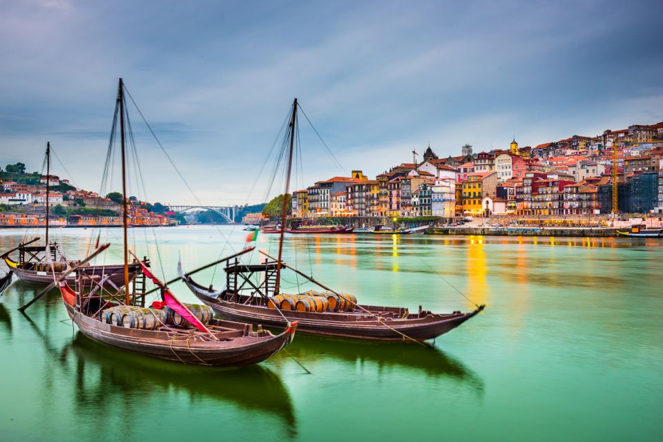 Porto: Highlights Self-Guided Scavenger Hunt and City Tour - Frequently Asked Questions