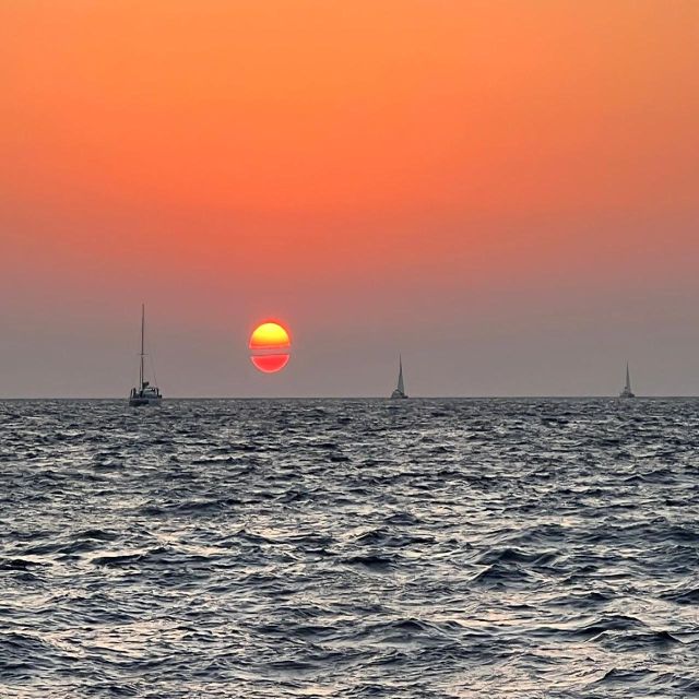 Santorini: Private Sunset Fishing Tour With Lunch - Frequently Asked Questions