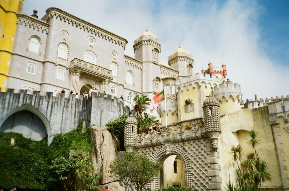 Sintra: Full Day Guided Tours by Van With Local Guide - Tour Overview