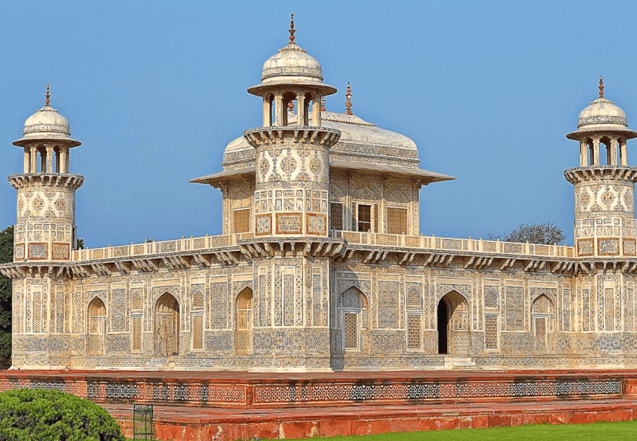 Agra: Private Taj Mahal And Agra Fort Guided Tour by Car - Key Points