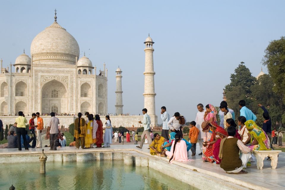 Agra: Taj Mahal Jump the Queue Entrance Ticket - Key Points