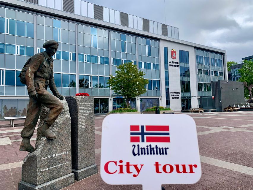 Alesund Private Sightseeing Tour on Foot and by Car - Good To Know