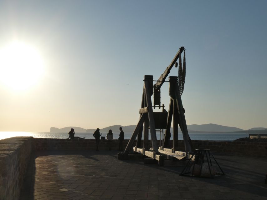 Alghero Walking Tour With Local Guide - Key Points