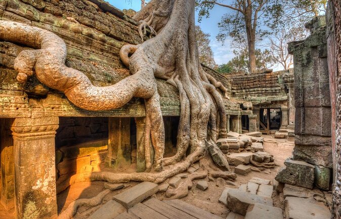 Angkor Sunrise Tours With Benteay Srei and Bengmealea Landmine, - Key Points