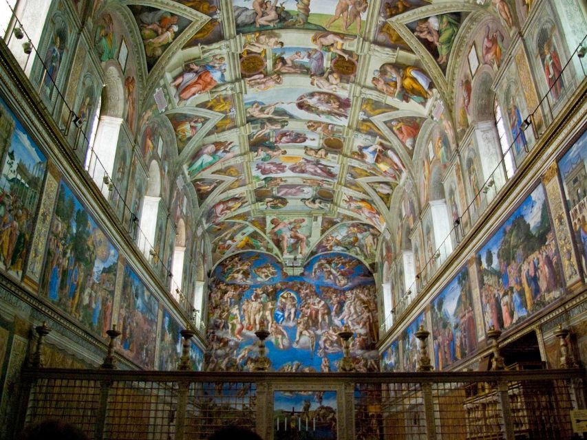 Art Marvels: Vaticans Sistine Chapel - Key Points