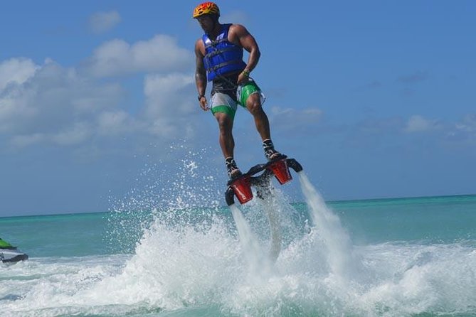 Aruba Flyboarding & Jetovator Experience: Fly Like a Bird & Dive Like a Dolphin - Overview of Flyboarding and Jetovator