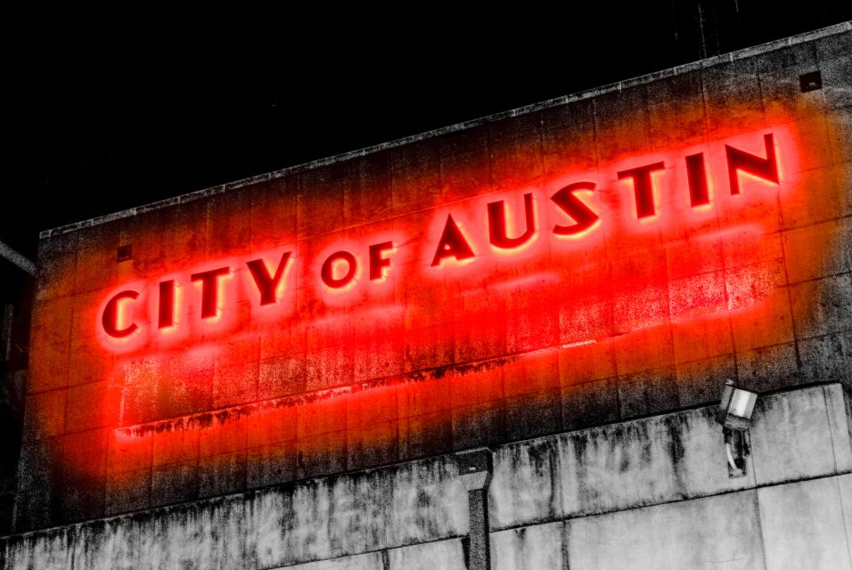 Austin: Haunted Pub Crawl Walking Tour - Key Points