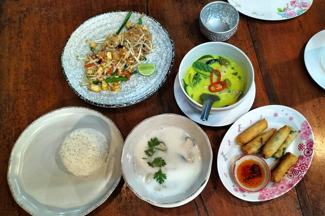 Authentic Thai Cooking Class With Market Tour - Experience Overview