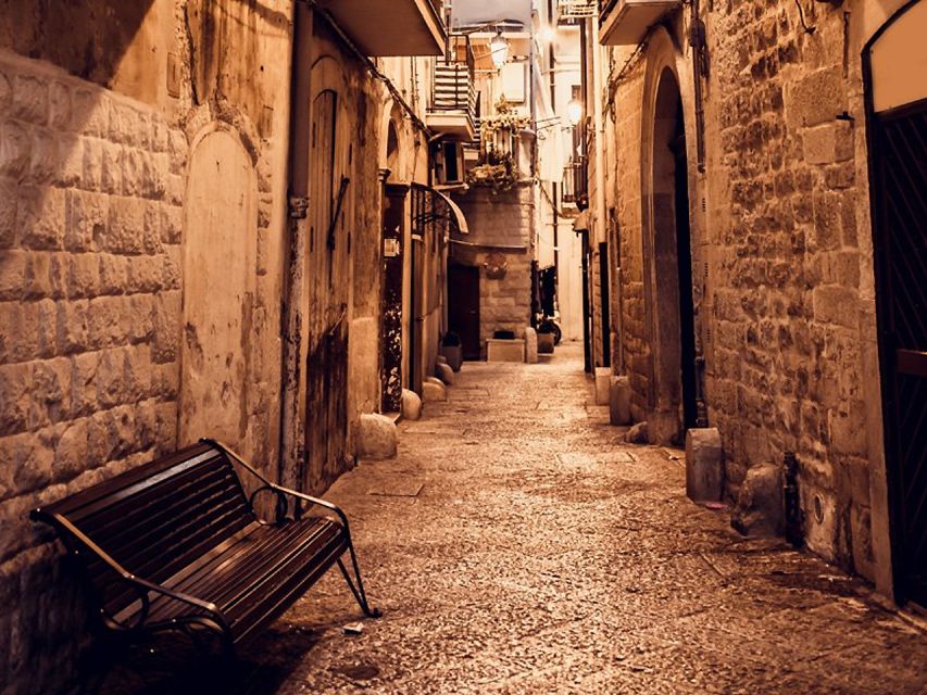 Bari: Alleys of the Ancient Village Exploration Tour - Key Points