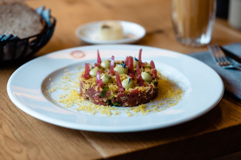Berlin: Fine Dining Breakfast With Champagne in Schoneberg - Key Points