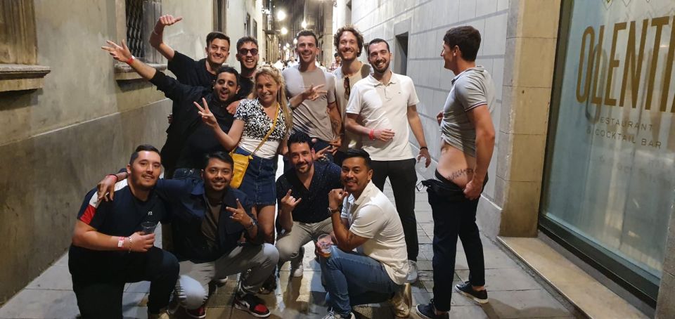 Berlin: Pub Crawl With Skip-The-Line Club Entry - Key Points