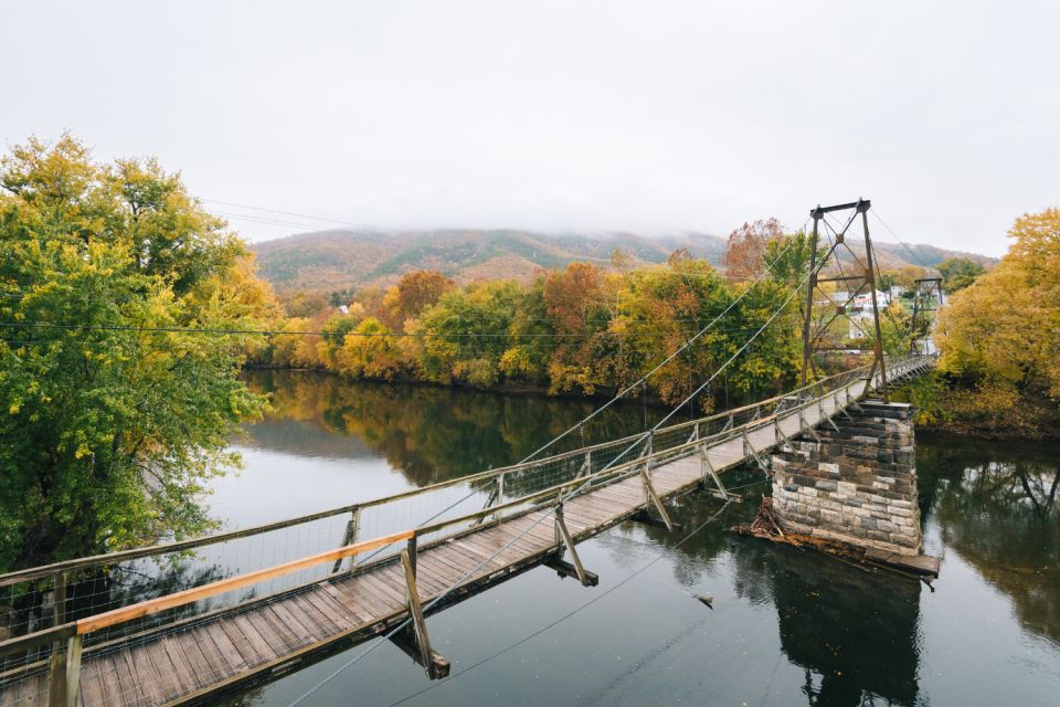Blue Ridge Parkway – Driving Audio Tour (Roanoke ↔ Afton) - Key Points