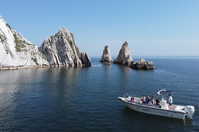 Boat Tour Along the Conero Riviera