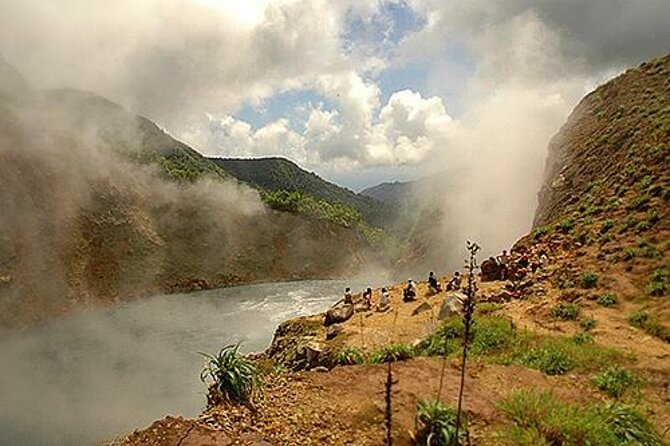 Boiling Lake Naturalist Guide Tour - Key Points