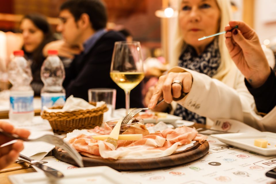 Bologna: Eat and Drink Like a Local Food Tour - Key Points