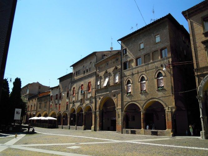 Bologna: Guided Walking Tour - Key Points