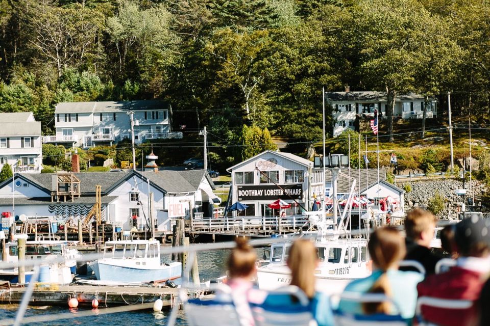 Boothbay Harbor Cruise: Lighthouses, Lobster Haul, and Seals - Key Points