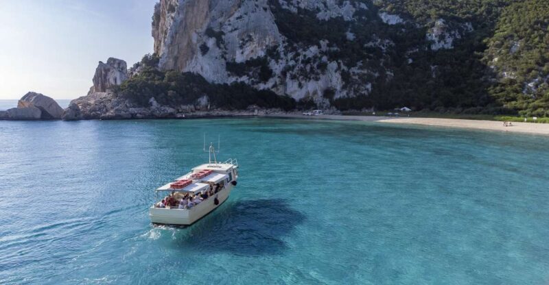 Cala Gonone: Guided Boat Tour to Cala Luna Beach - Key Points
