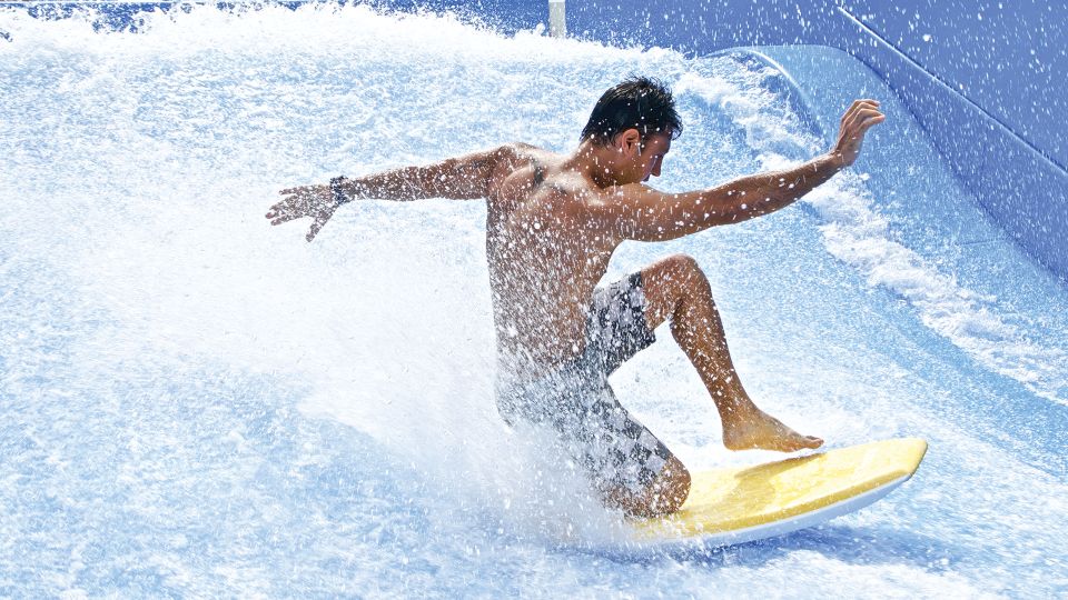 Cancun: Flowrider Surfing Experience - Key Points