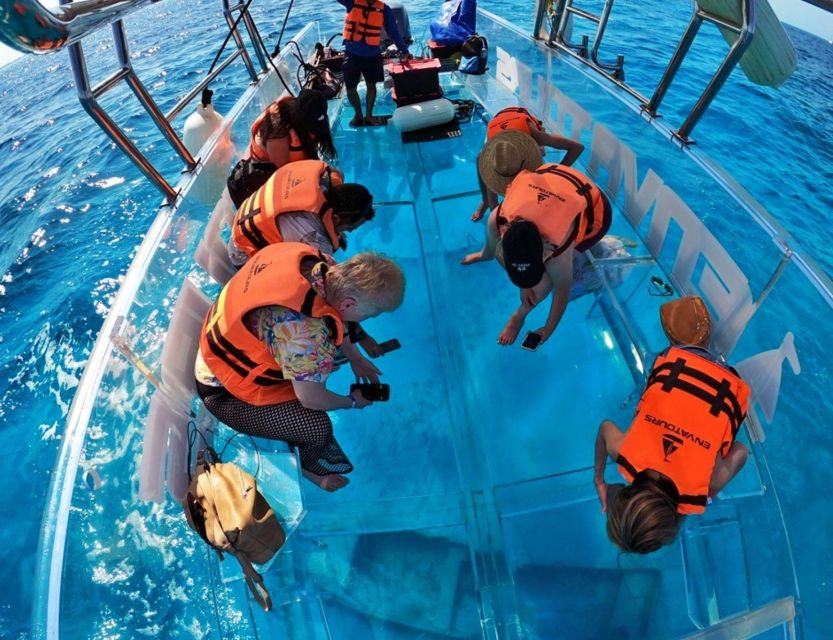 Cancun: Glass Bottom Boat Ride With Drinks - Key Points