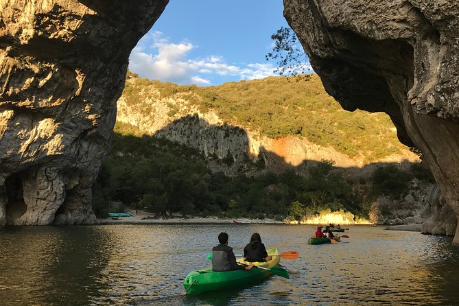 Canoe Descent Supervised for the Family - From 3 Years Old - Whats Included in the Package